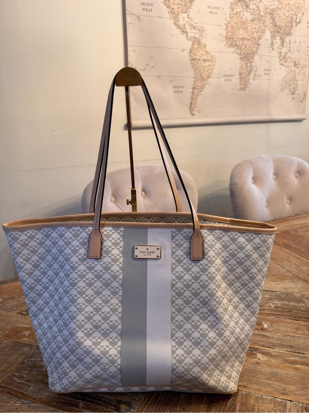 Kate Spade ♠️ Cream & Light Gray Patterned Tote with Center Stripe